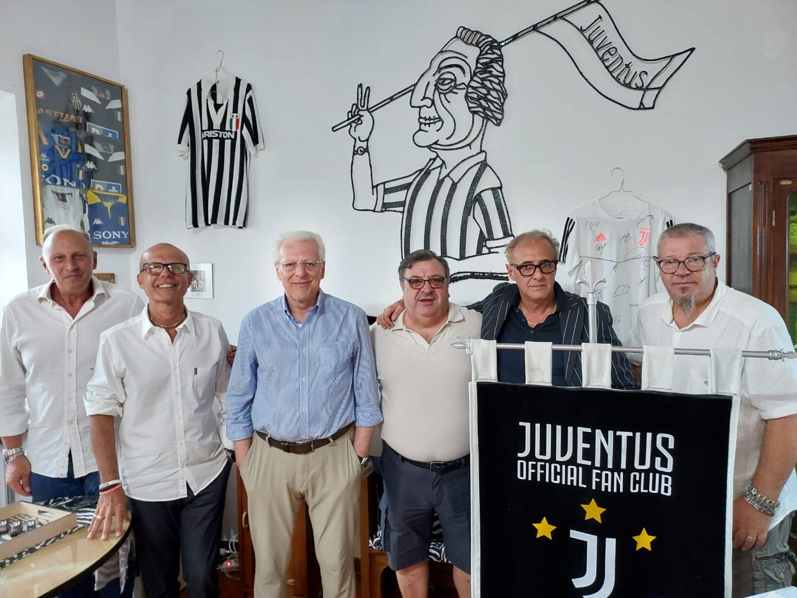 Articolo La Sesia La troupe del canale Youtube dedicato a Juventus ospite dello JOFC Crescentino